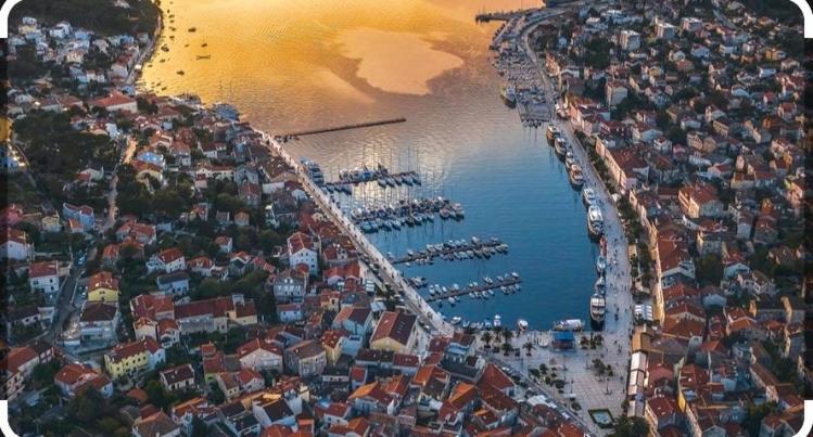 Beautiful View Apartment With Garage Space Mali Lošinj Exterior foto